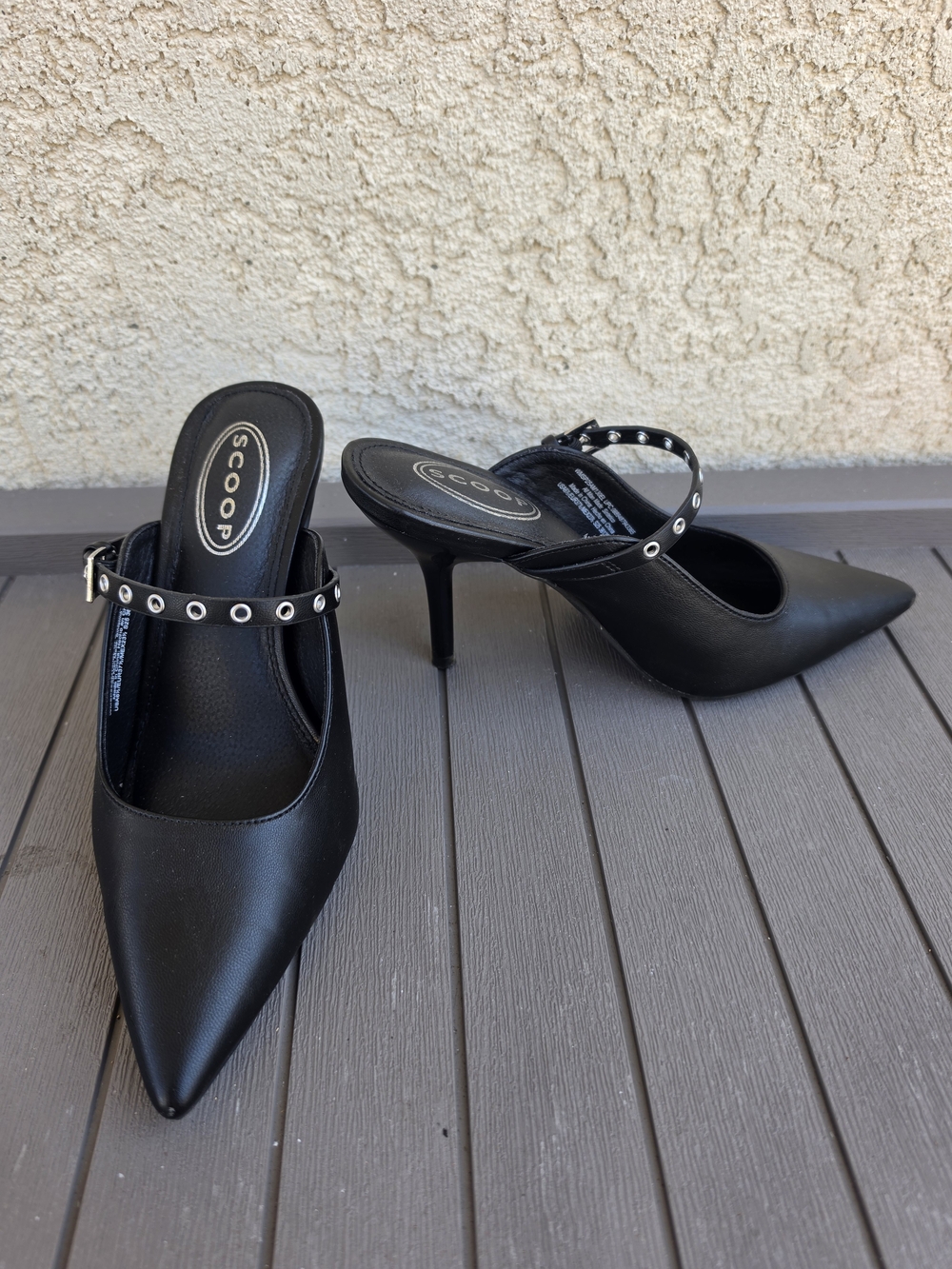 Scoop Black Pointed Toe Grommet Strap Stiletto Mules Heels Size 6.5